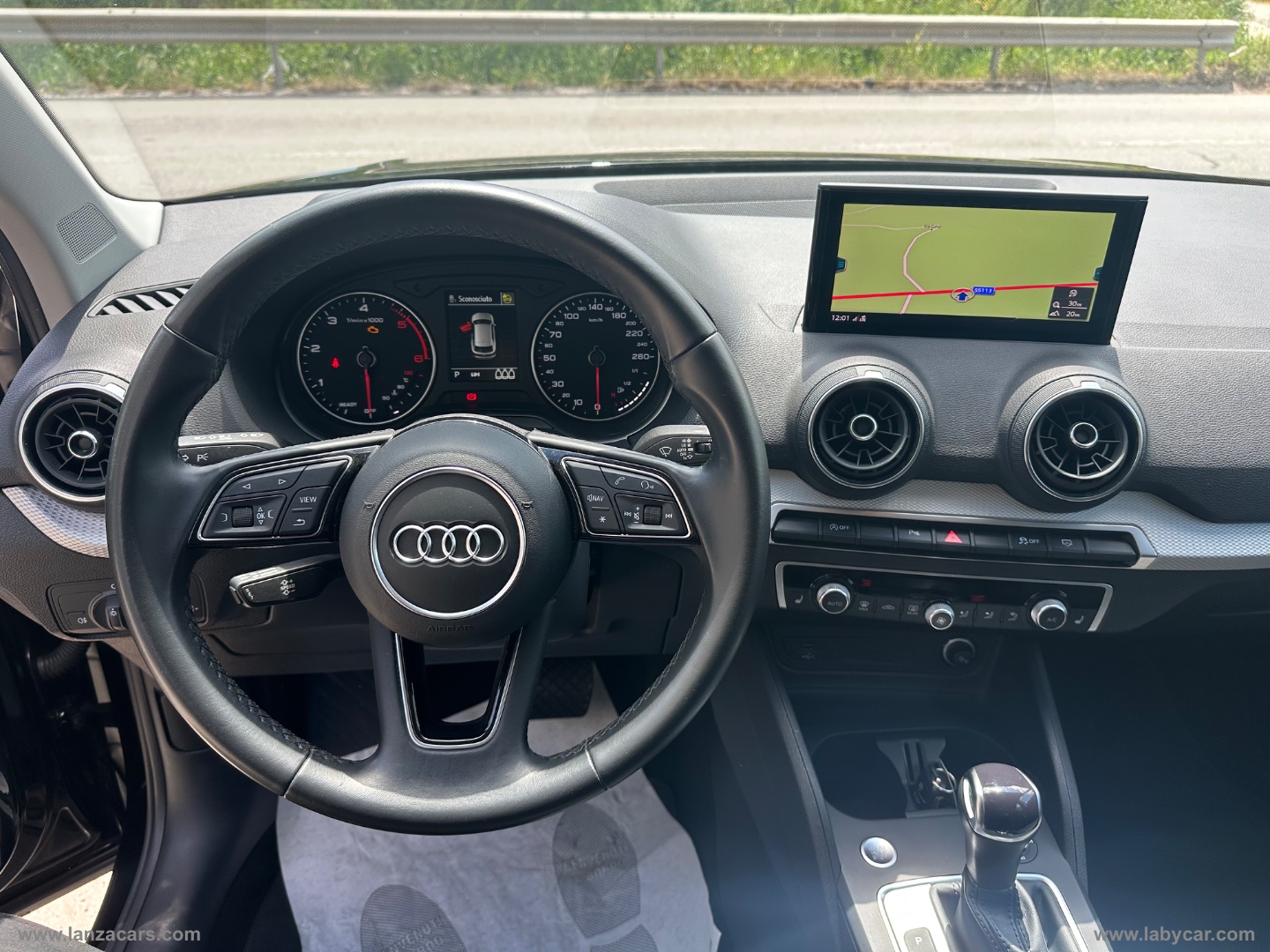 Q2 30 TDI S tronic Business - immagine 14
