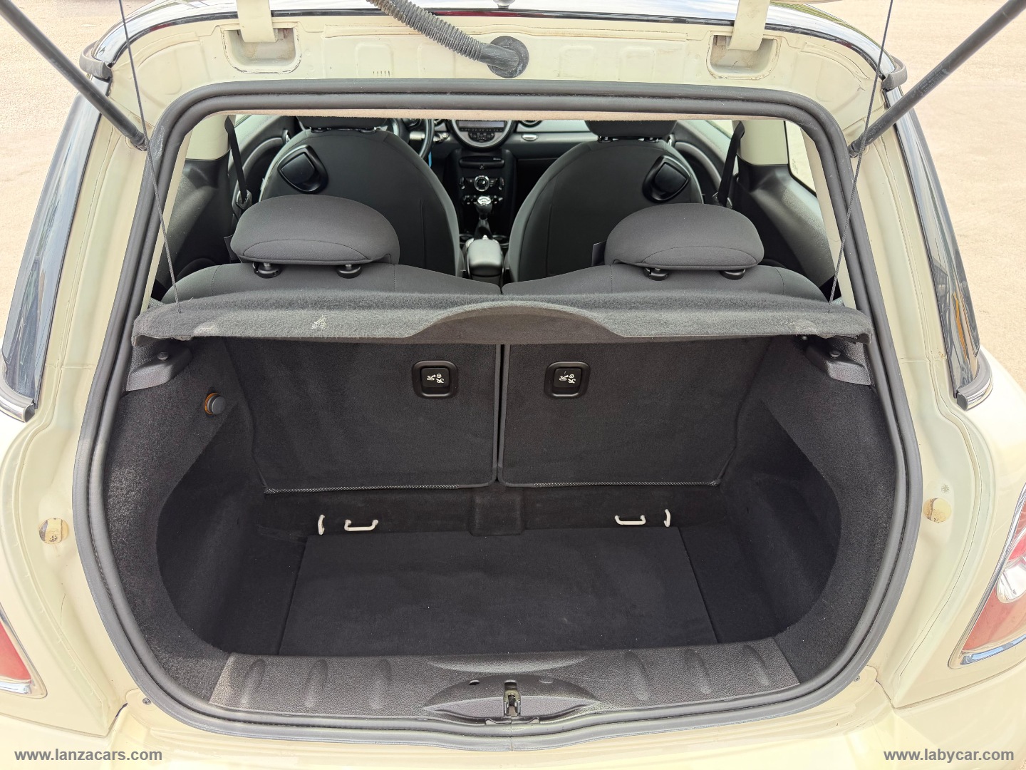Mini Cooper D - immagine 14