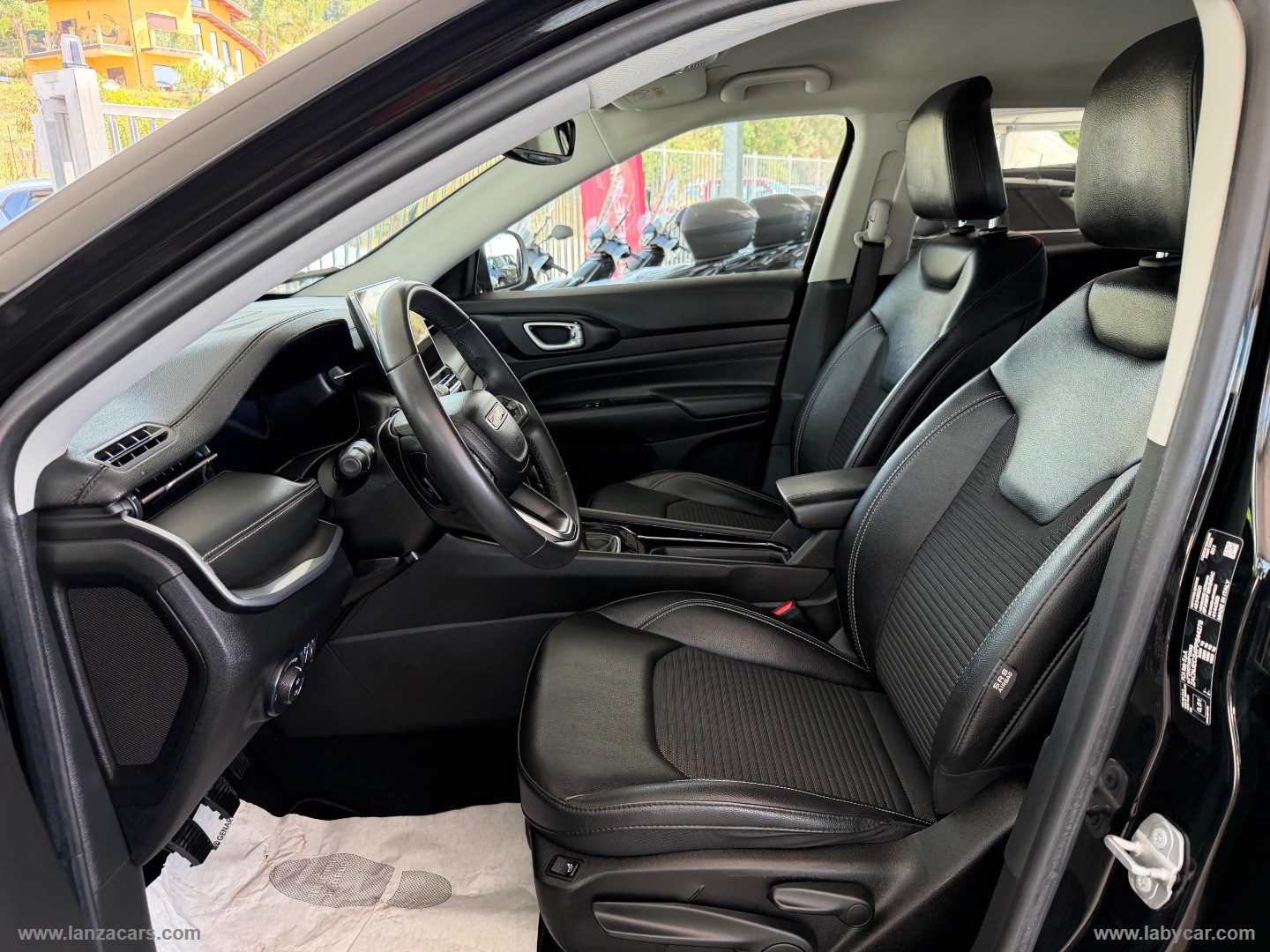 Compass 1.6 Mjt II 2WD Limited - immagine 14
