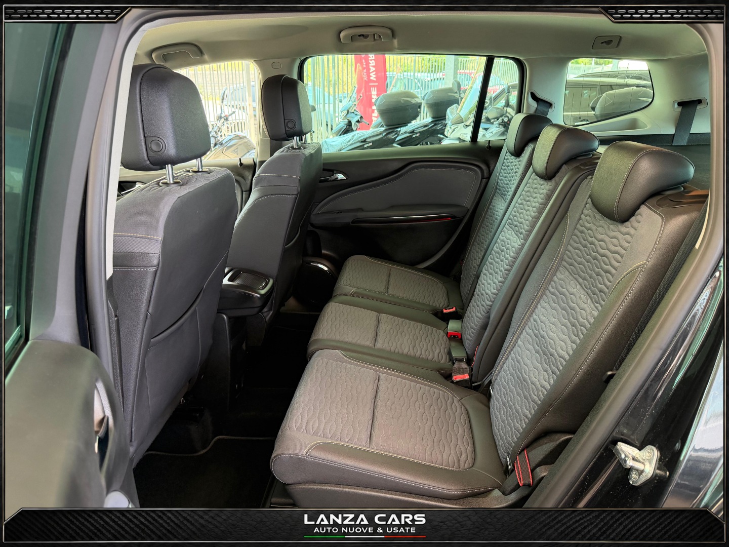 Zafira Tourer 2.0 CDTi 130 CV Cosmo - immagine 14