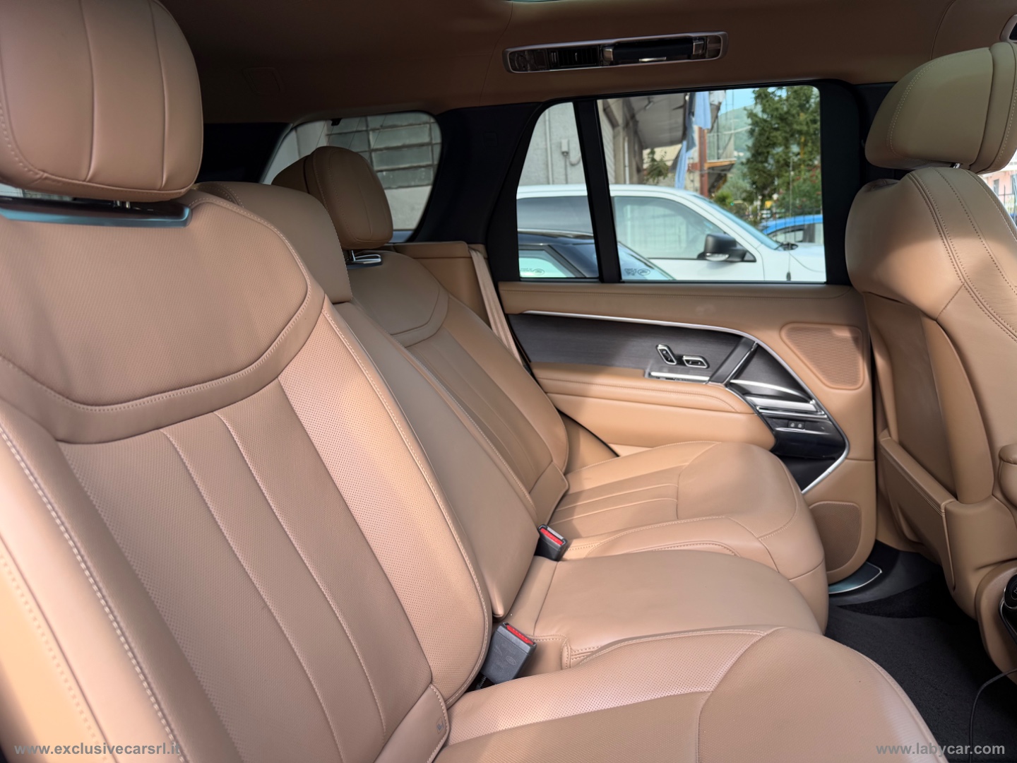 Range Rover 3.0D l6 350CV Autobiog. LWB POSS. SUB LEASING - immagine 14