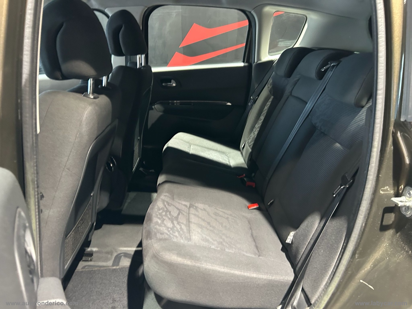 3008 1.6 HDi 112 CV Active - immagine 14