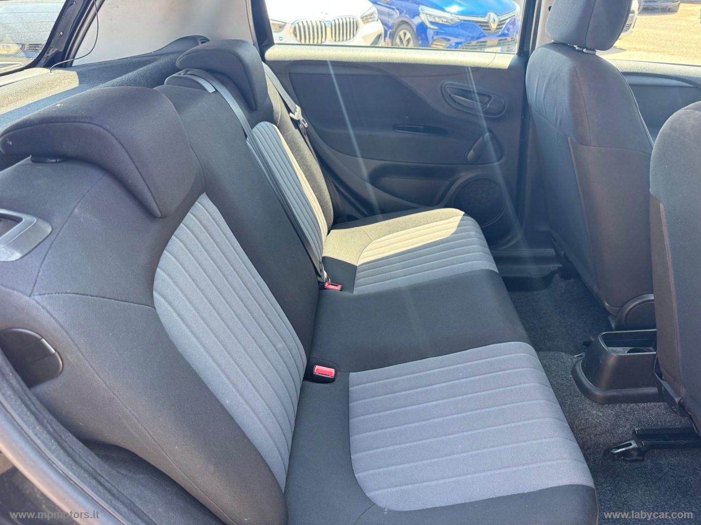PUNTO STREET 1.2 69CV - immagine 14