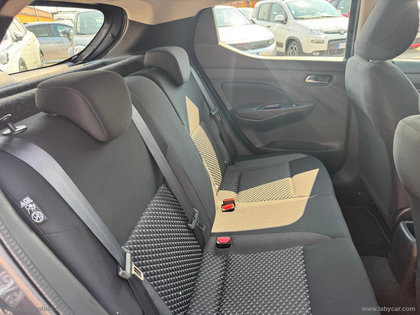 MICRA 1.0 92CV ACENTA AUTOMATICA - immagine 14