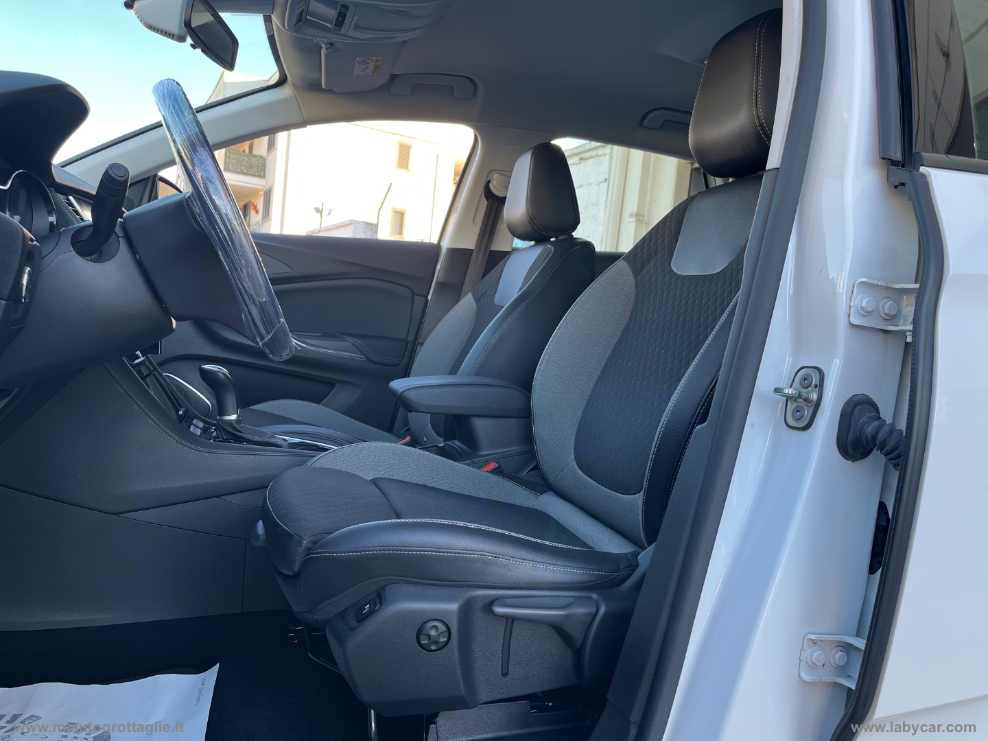 Grandland 1.5 D Ecotec aut. Bus. El. - immagine 14
