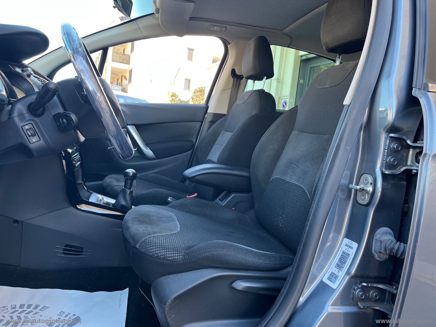 C3 1.4 HDi 70 Exclusive - immagine 14