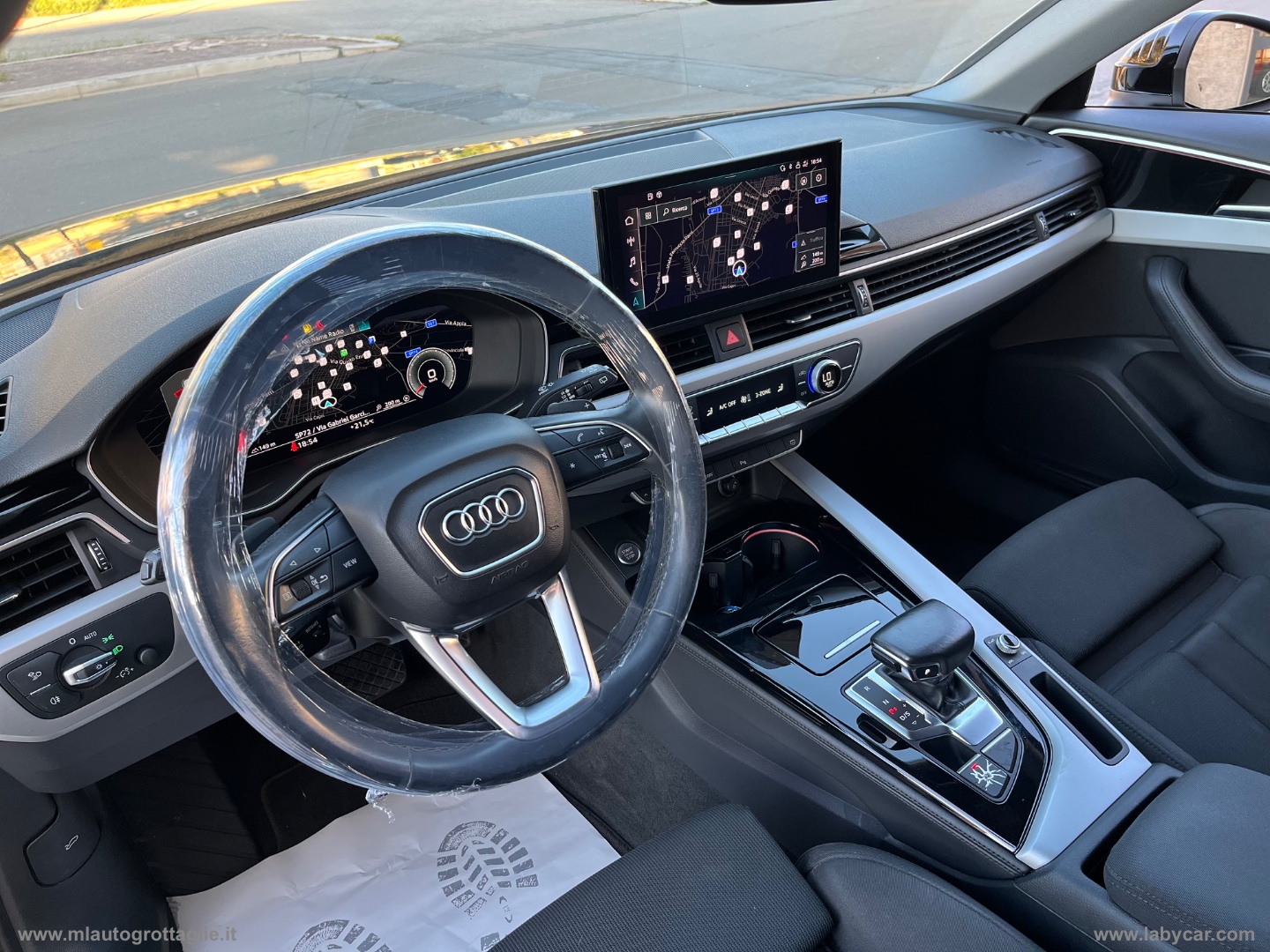 A4 Avant 30 TDI/136CV S tr. S line ed. - immagine 14