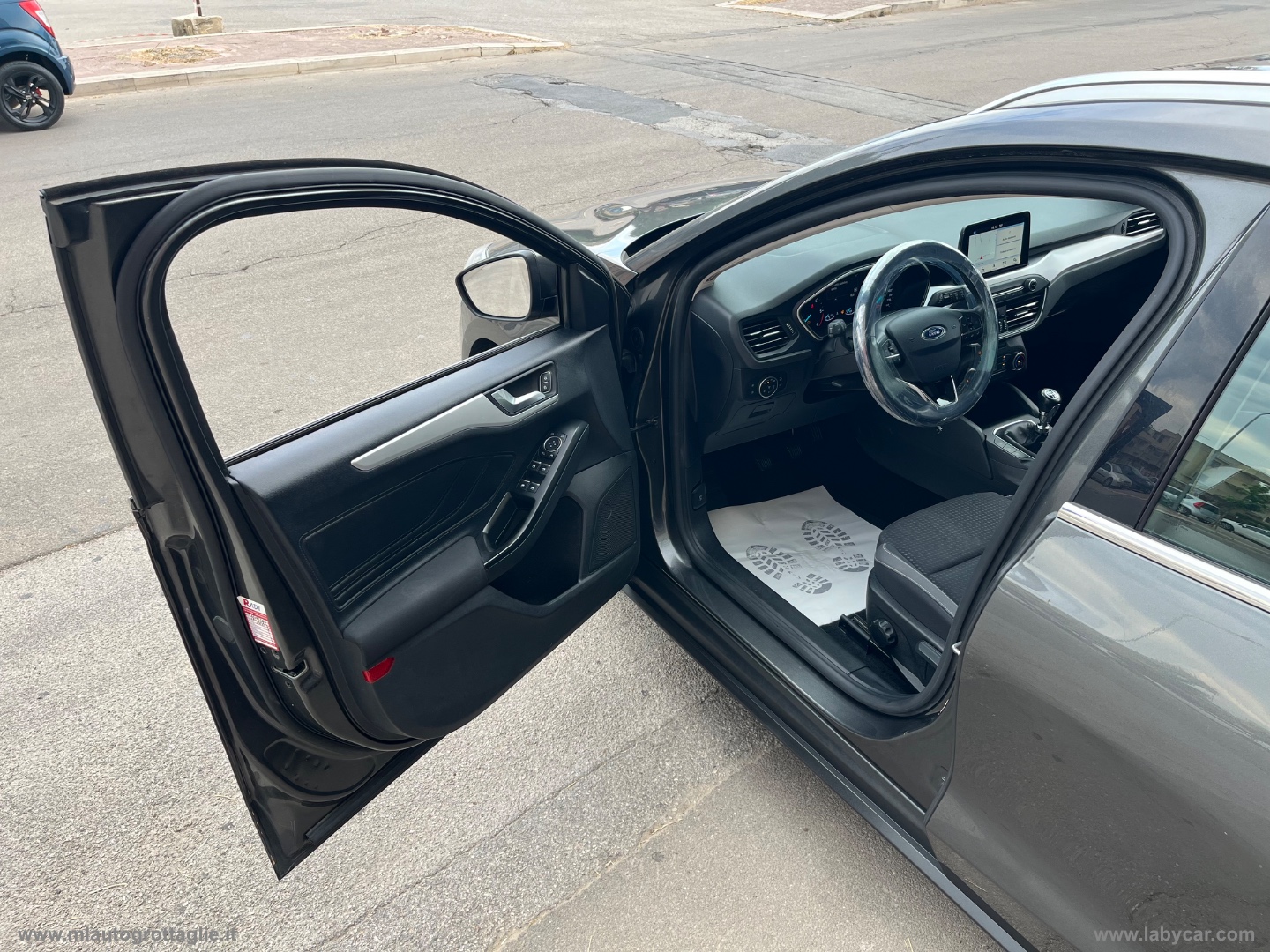 Focus 1.5 EcoBlue 95CV SW Business - immagine 14