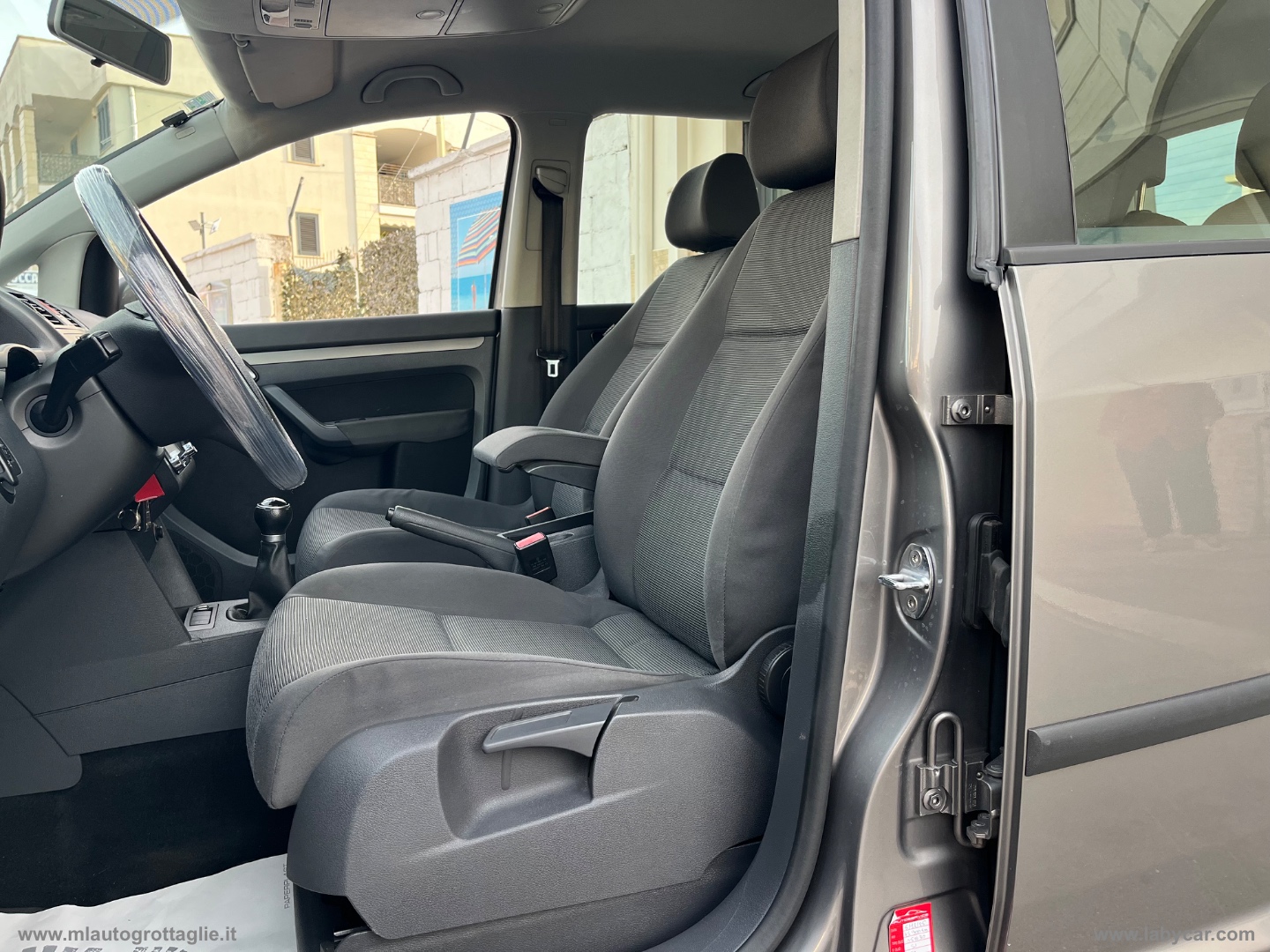 Touran 2.0 Highline Ecofuel - immagine 14