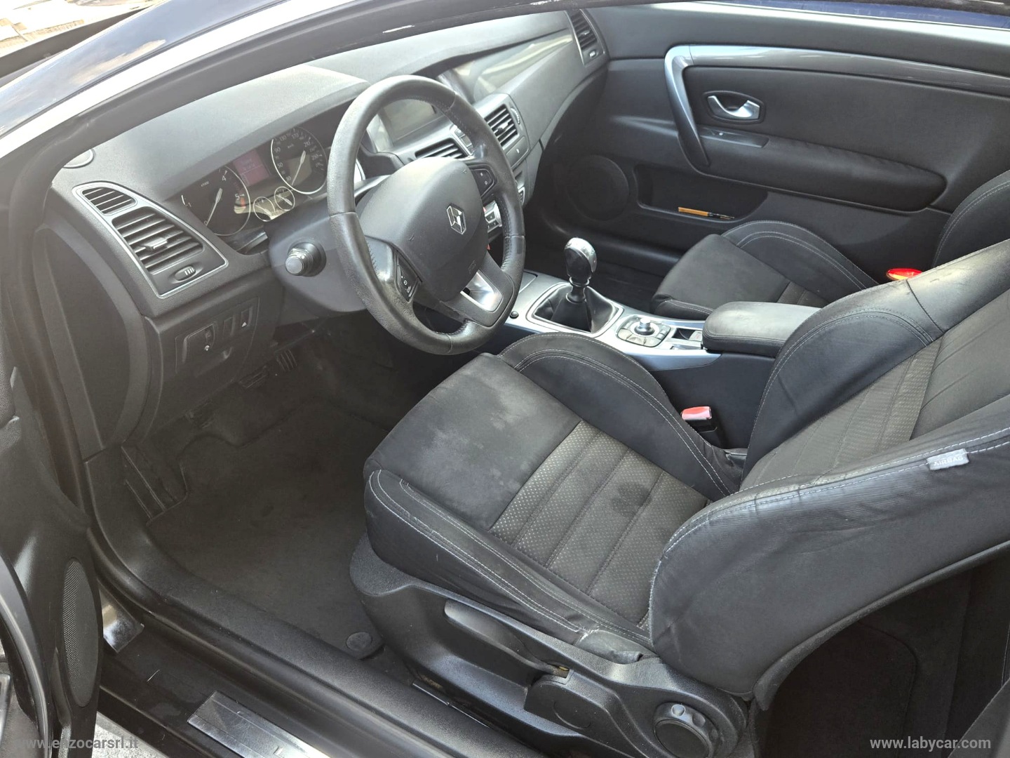 Laguna Coupé 2.0 dCi 150 CV Wave Edition - immagine 14