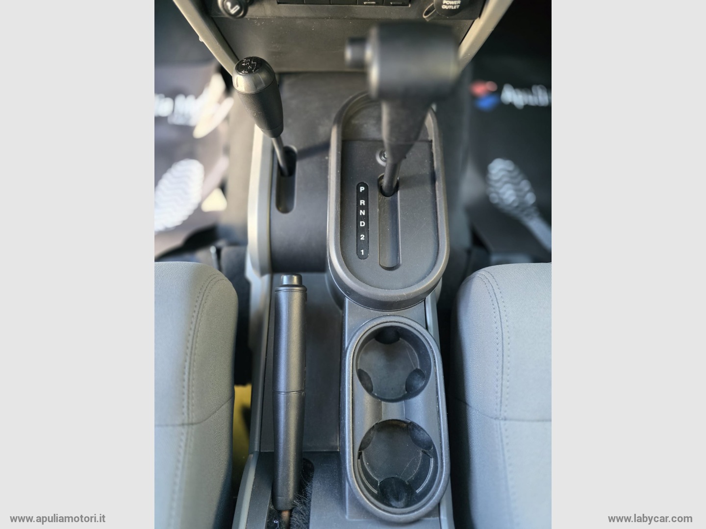 Wrangler 2.8 CRD Sport Auto SAHARA - immagine 14