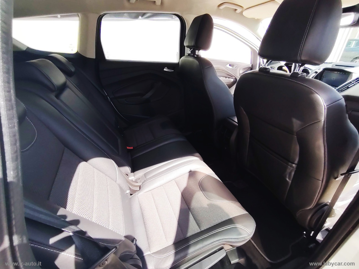 Kuga 2.0 TDCI 150CV S&S 4WD Pow.Titanium - immagine 14