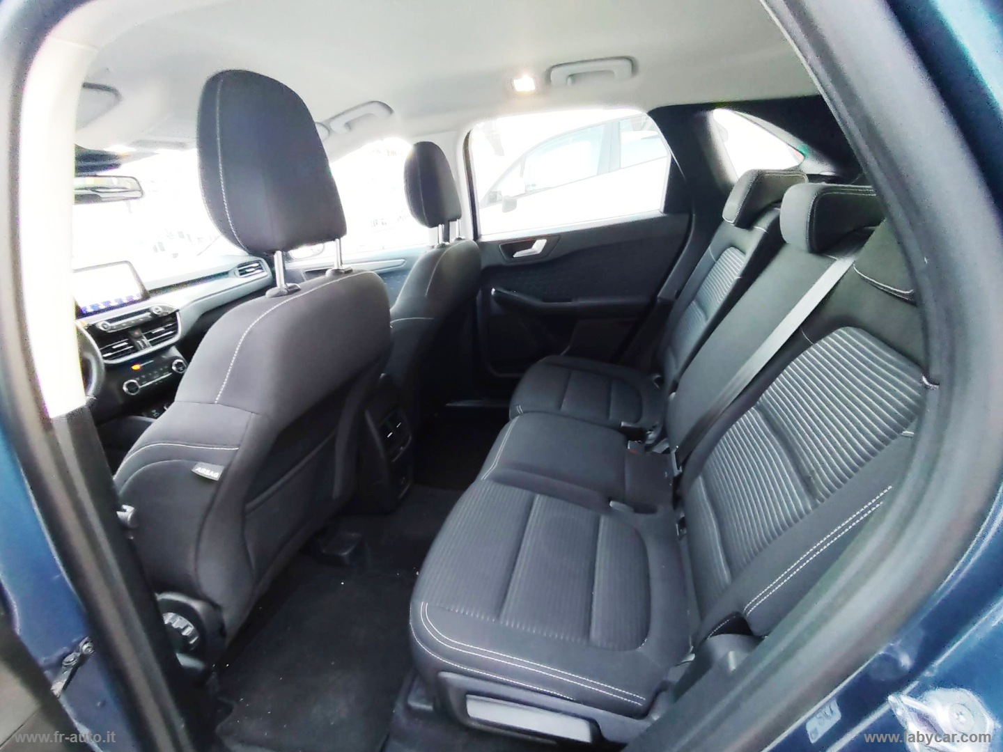 Kuga 1.5 EcoBl. 120CV aut. 2WD ST-Line X - immagine 14