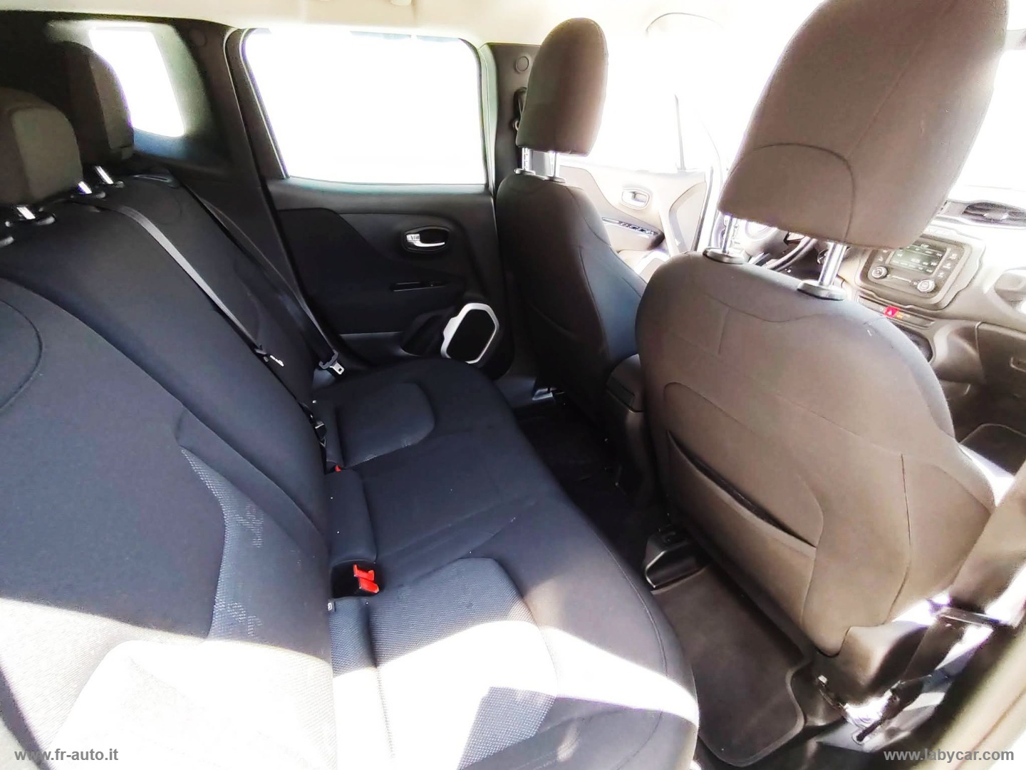 Renegade 1.6 Mjt 120CV Limited - immagine 14
