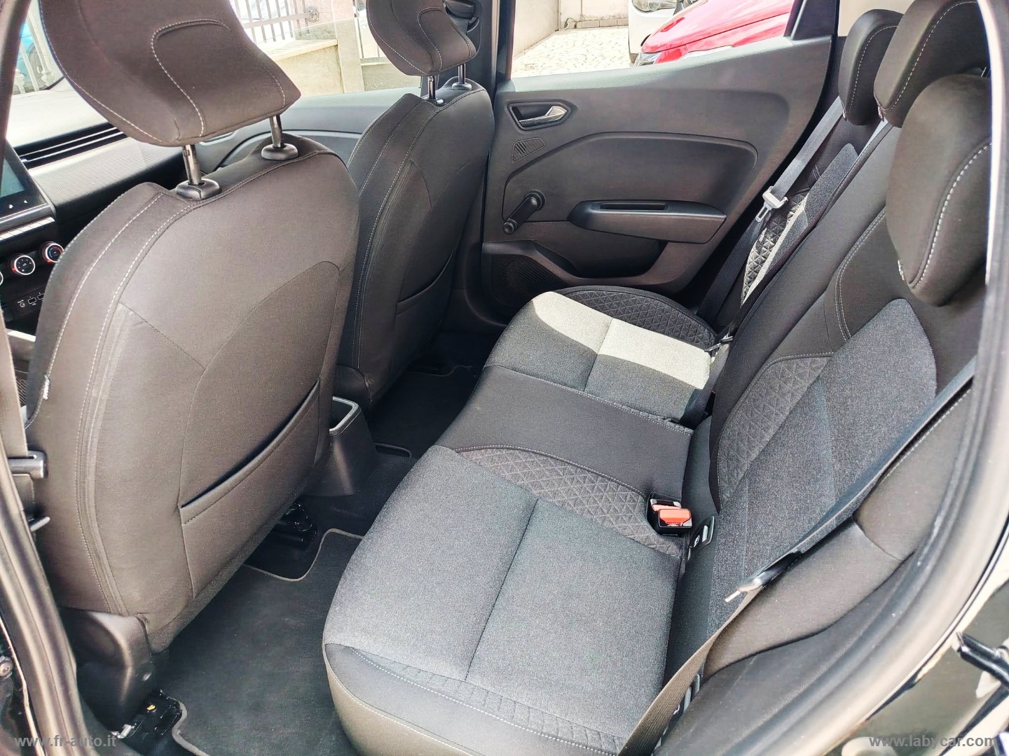 Clio TCe 12V 100 CV GPL 5p. Life - immagine 14