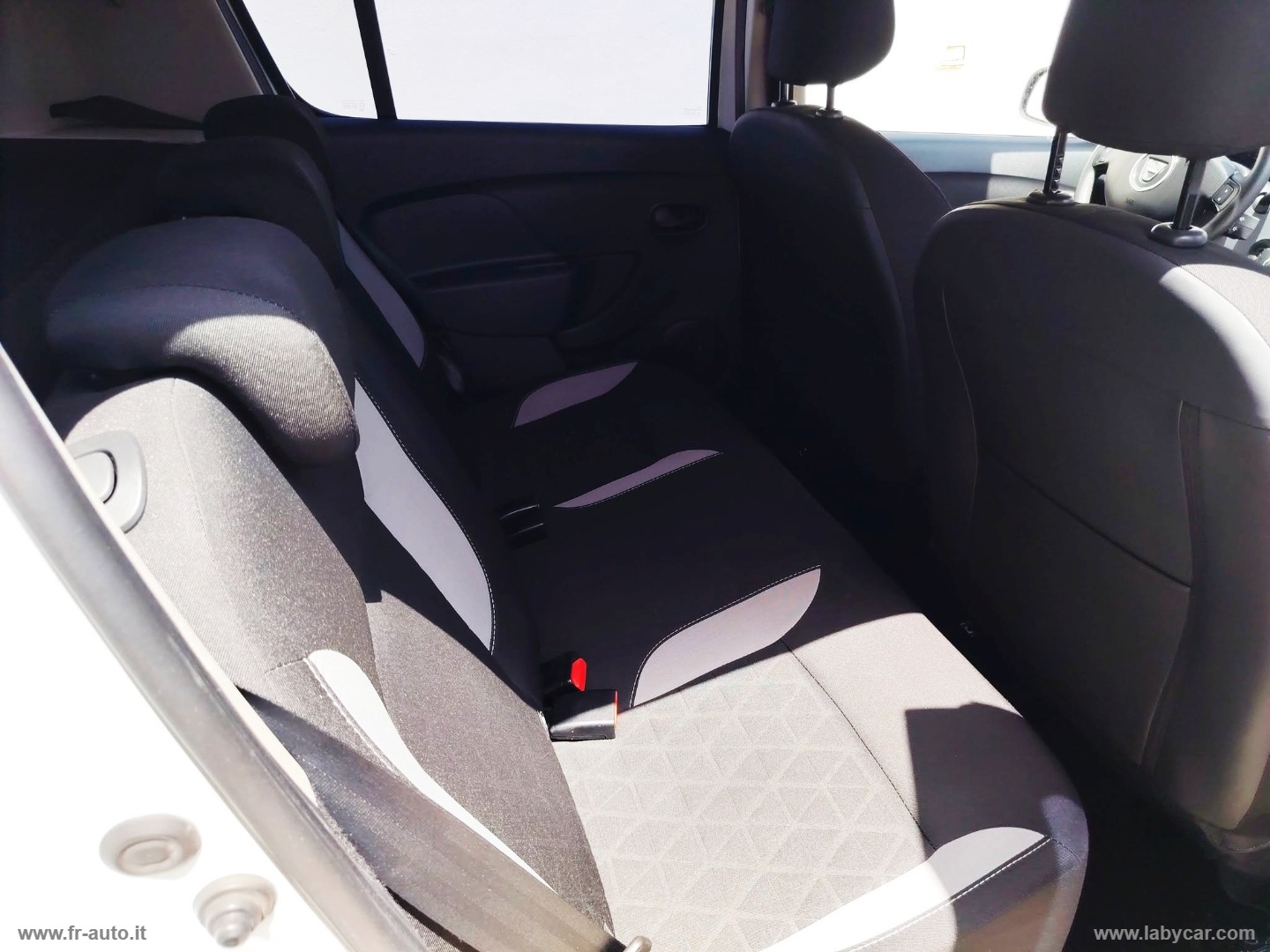Sandero Stepway 1.5 dCi 8V 90 CV Prest. - immagine 14