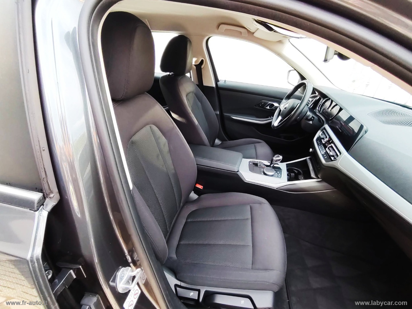 318d Touring Msport - immagine 14