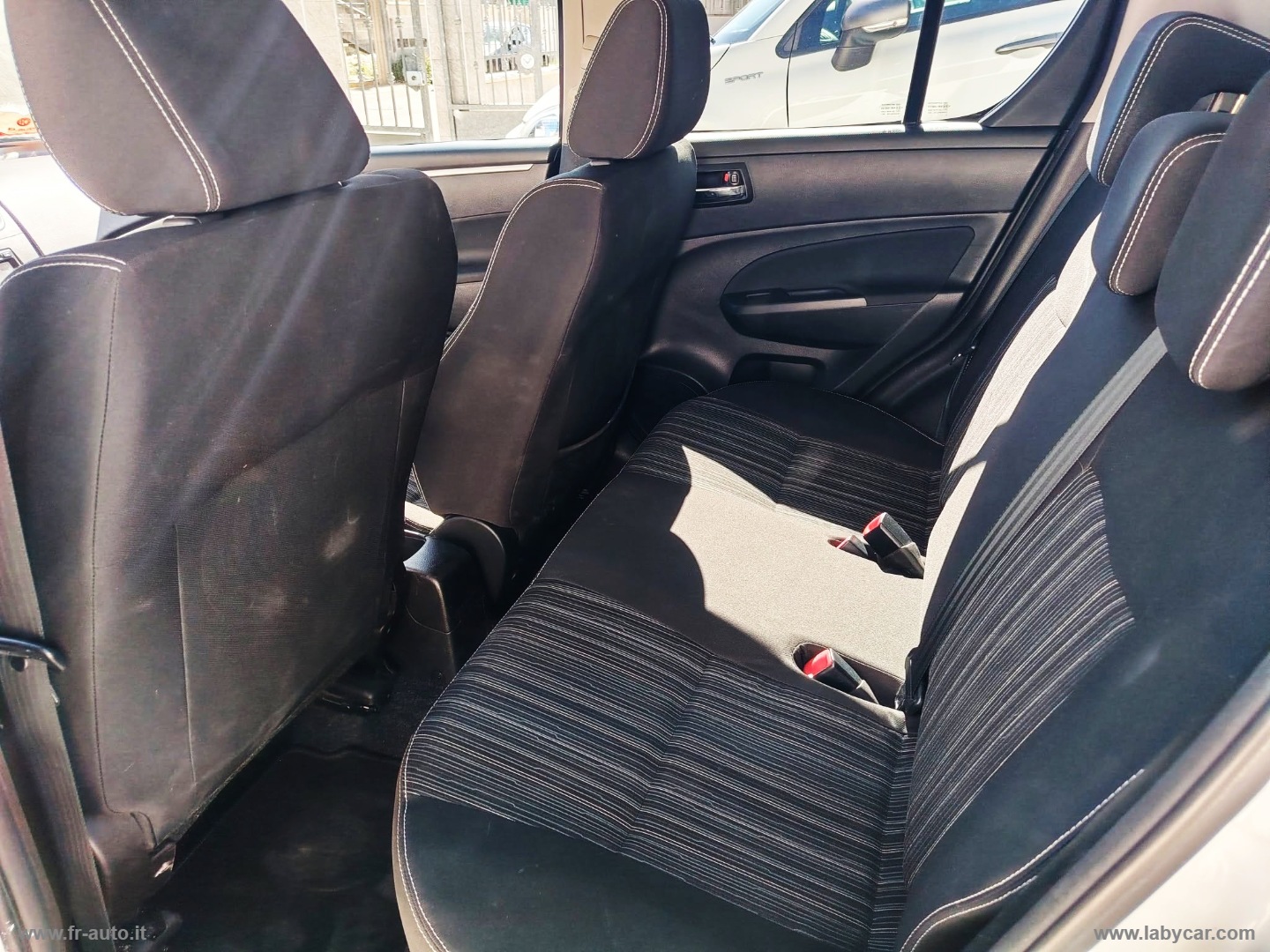 Swift 1.2 VVT 4WD 5p. B-Top Start&Stop - immagine 14