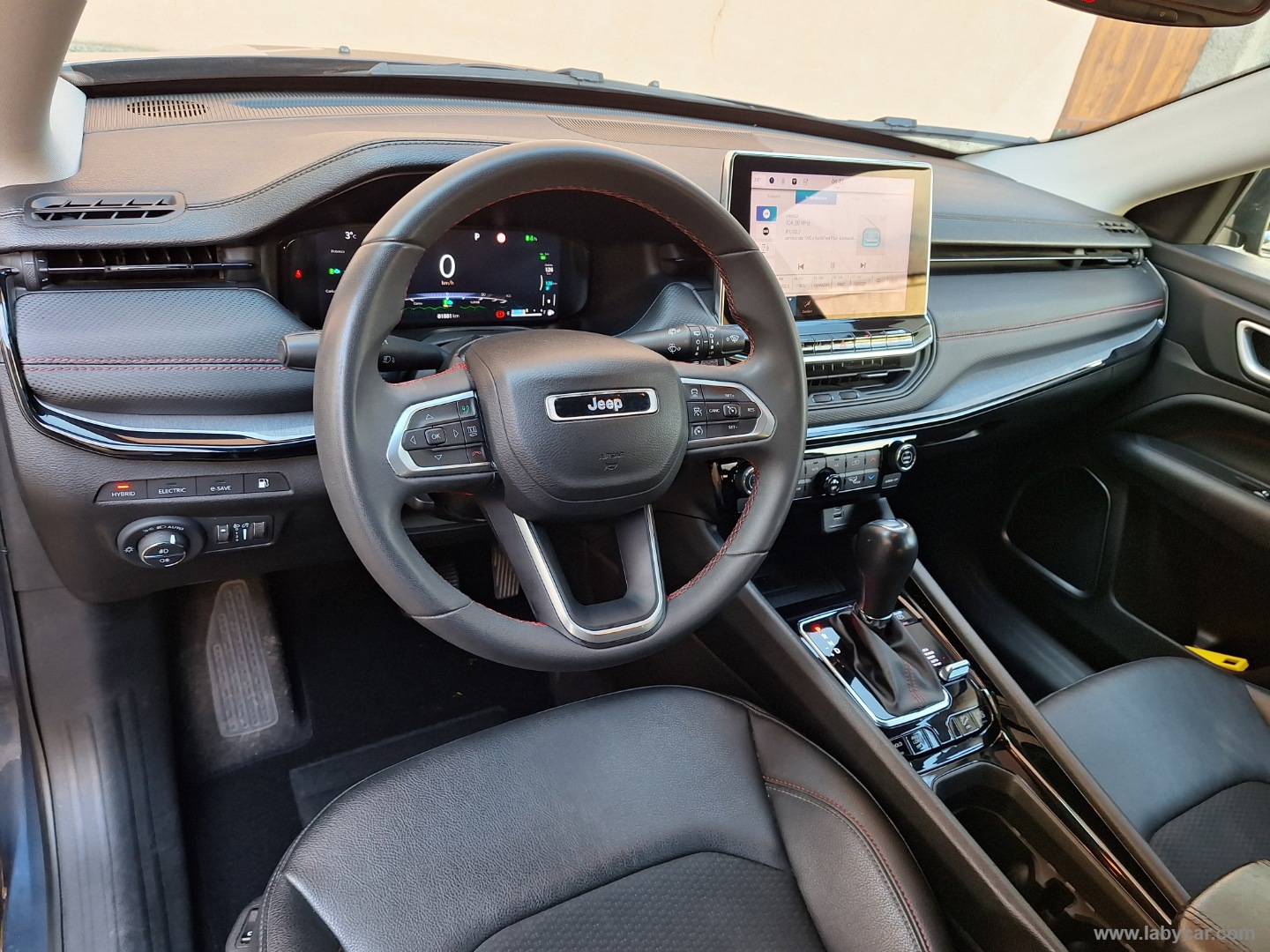 Compass 1.3 T4 240CV PHEV AT6 4xe TRAILHAWK - immagine 14