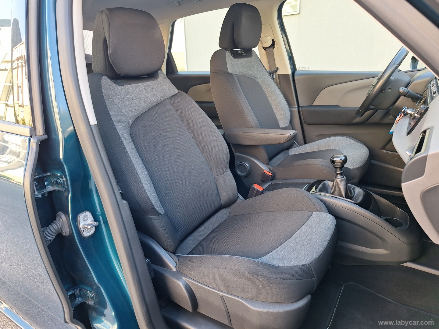 C4 SpaceTourer BlueHDi 130CV - immagine 14