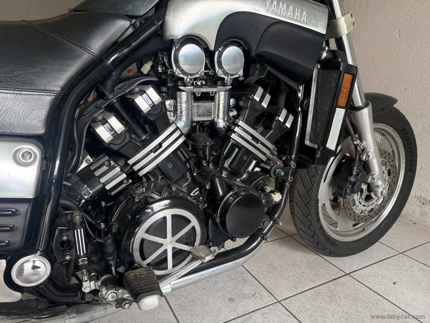VMAX 1200 - immagine 14