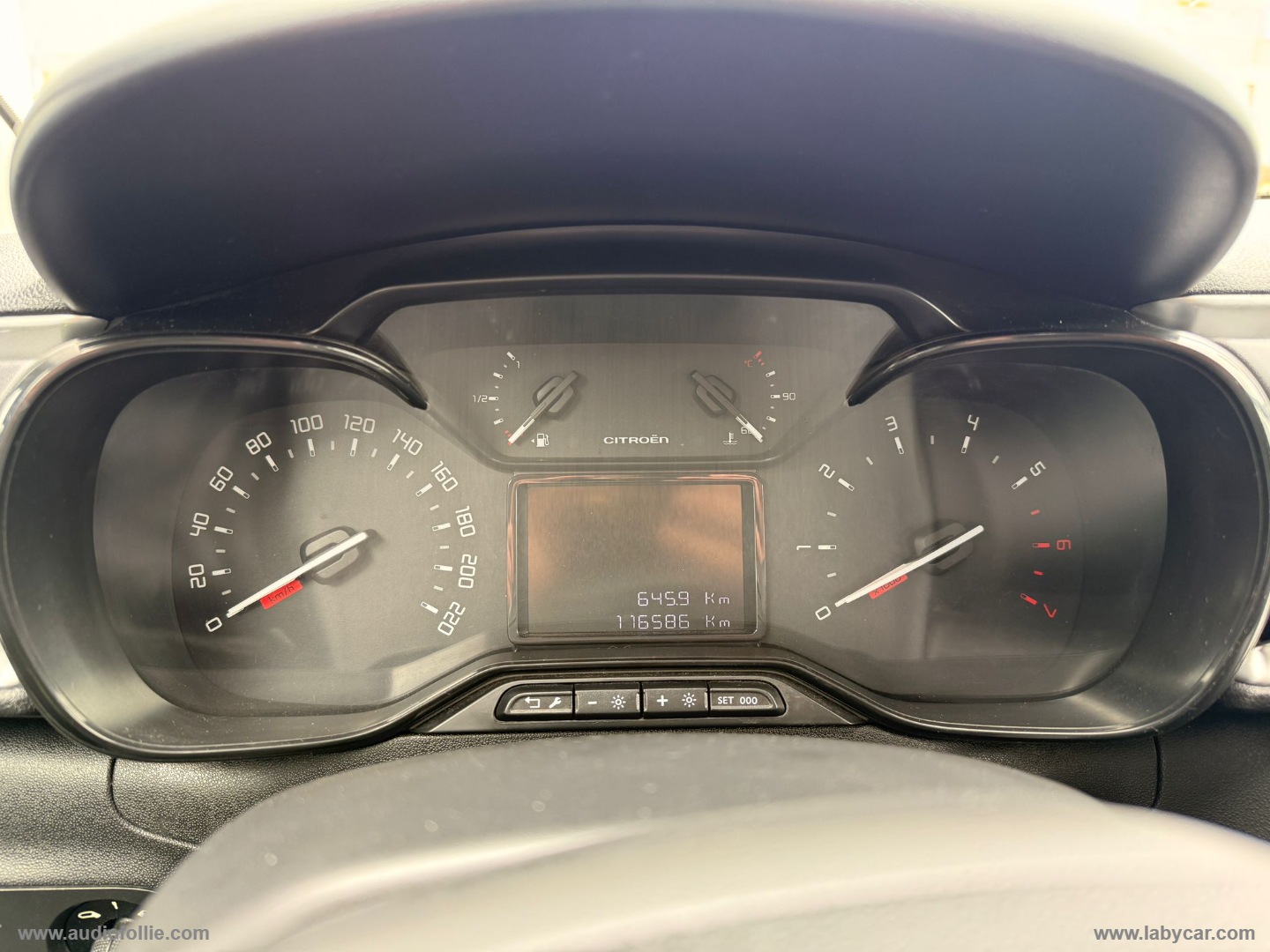 C3 BlueHDi 100 S&S Feel - immagine 14