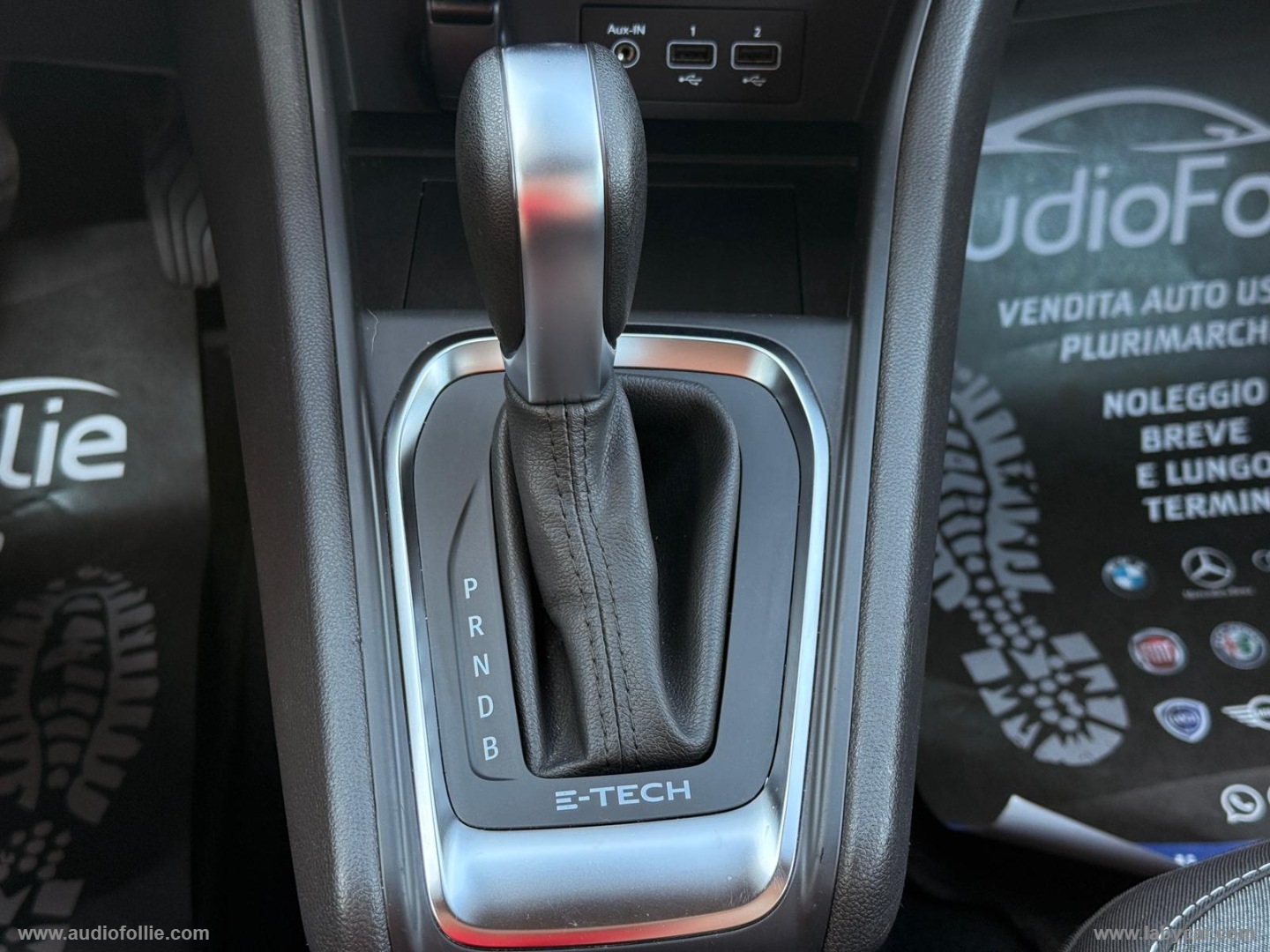 Captur Hybrid E-Tech 145 CV Business - immagine 14