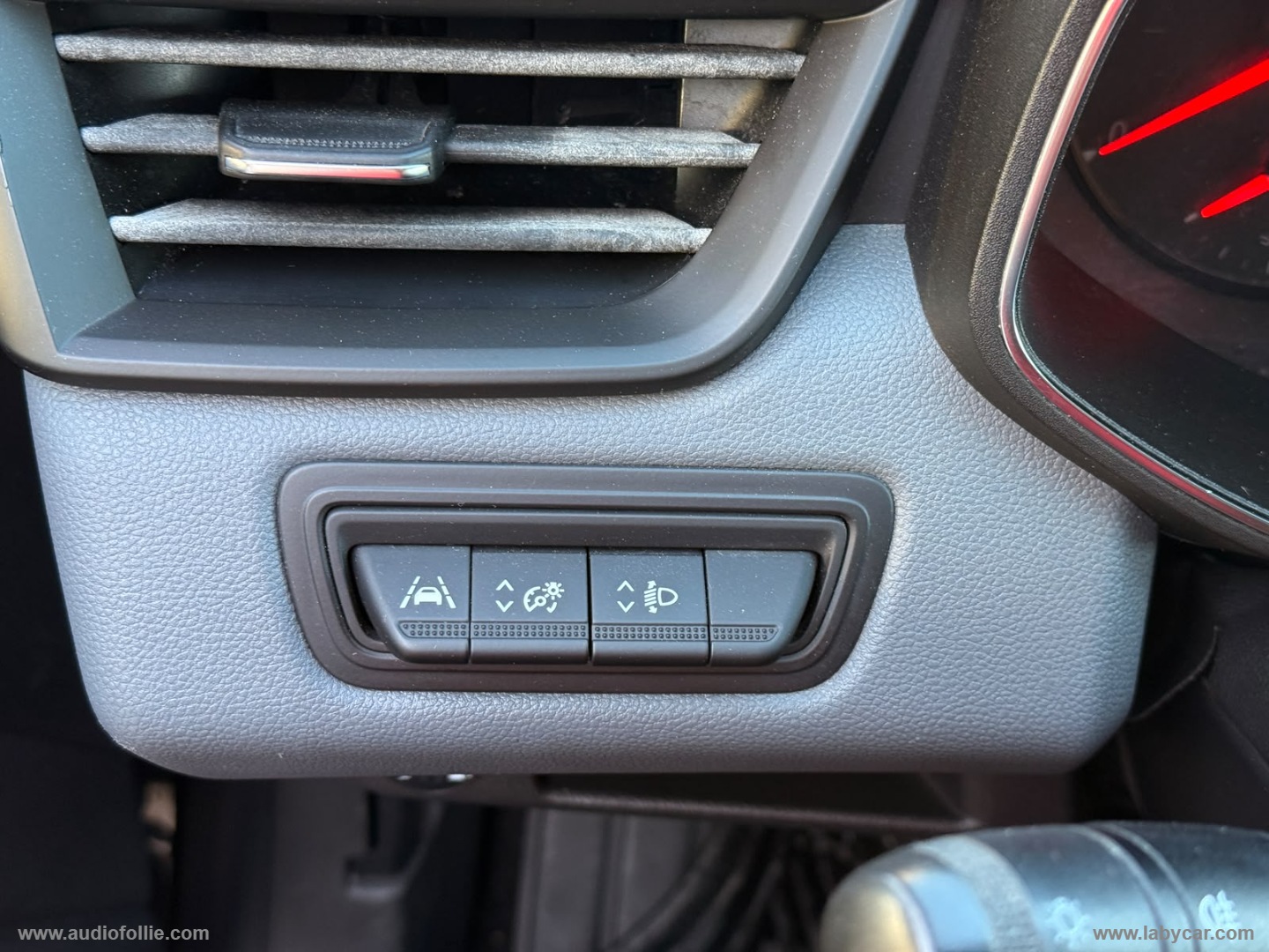 Clio TCe 100 CV GPL Life - immagine 14