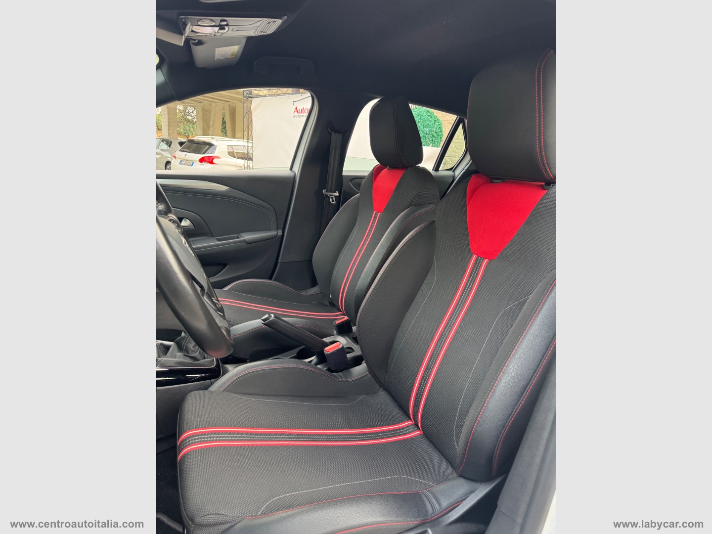 Corsa 1.2 100 CV GS Line - immagine 14