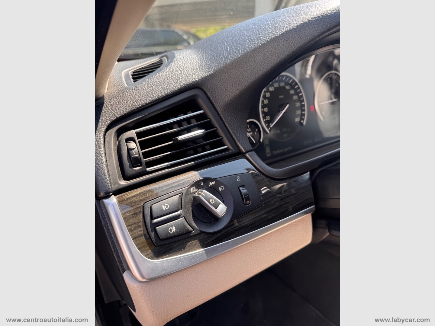 525d xDrive Touring Luxury - immagine 14