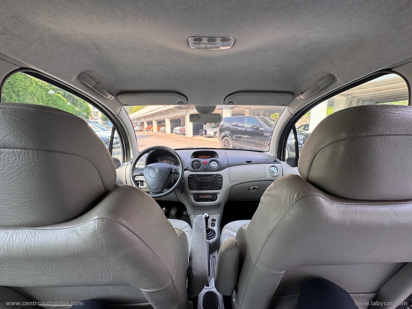 C3 1.4 HDi 70CV Exclusive - immagine 14