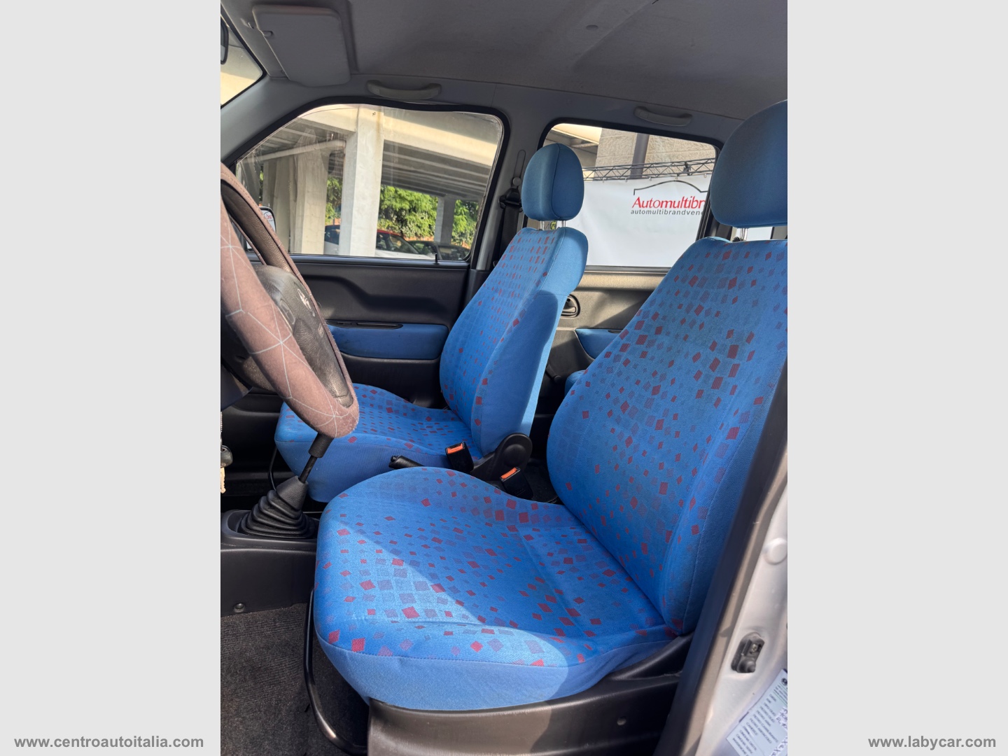 Agila 1.0 12V Comfort - immagine 14