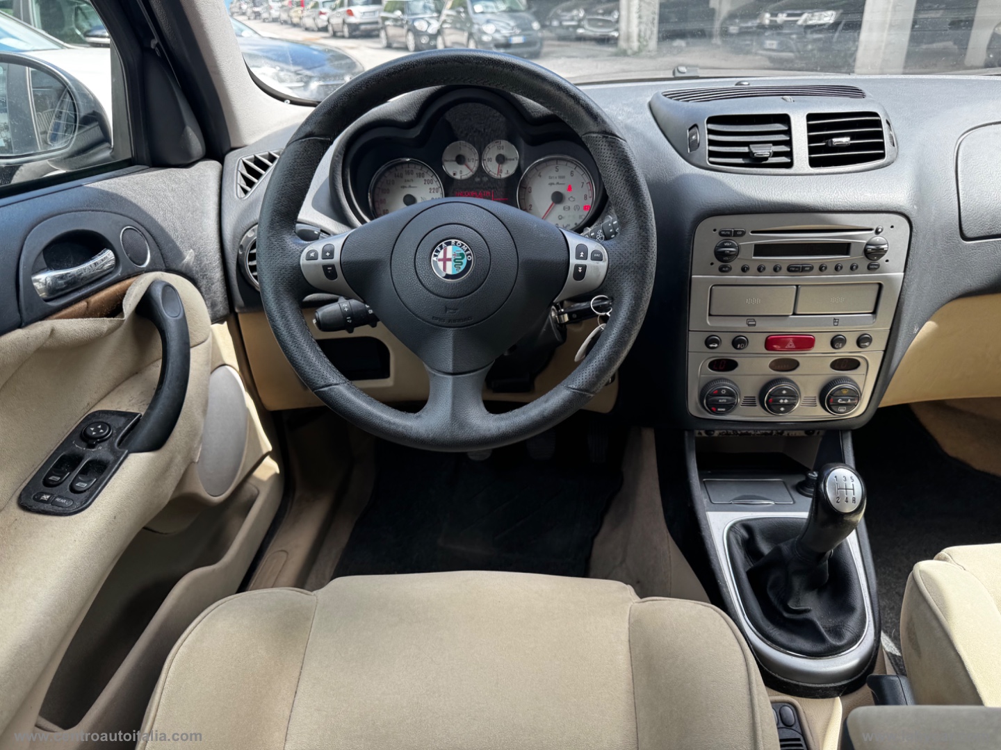 147 1.6 16V TS 105CV 5p. Black Line - immagine 14