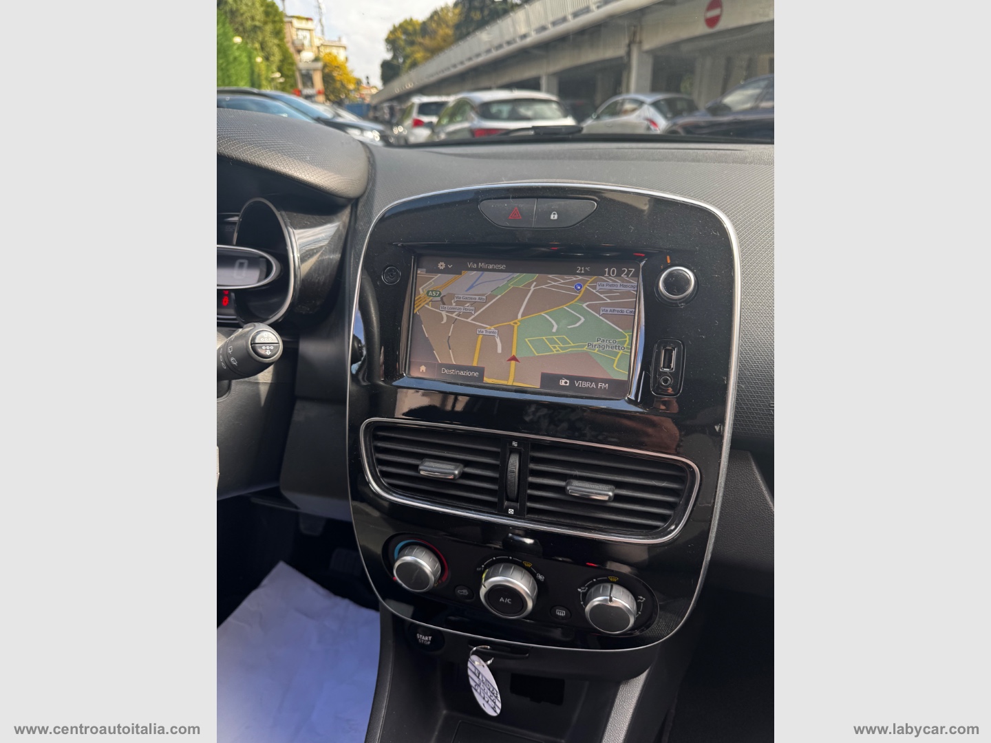 Clio 1.2 75 CV 5p. Duel2 - immagine 14