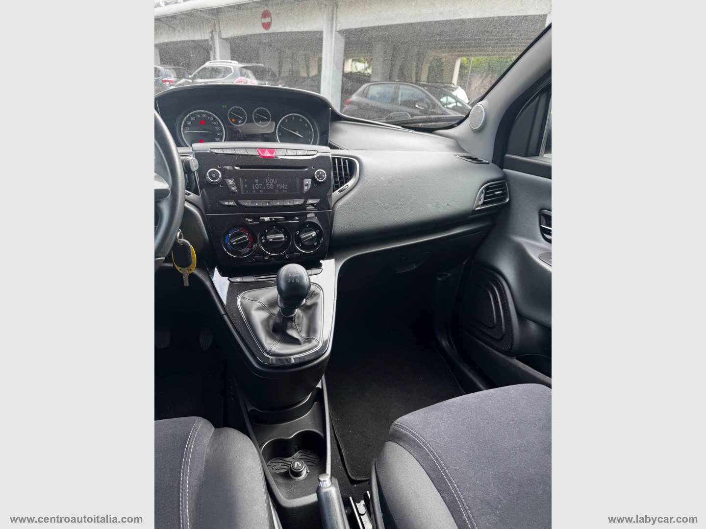 Ypsilon 1.2 69 CV 5p. S&S Platinum - immagine 14