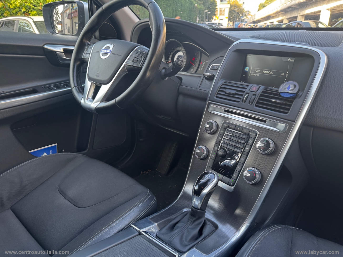 XC60 D4 Geartronic Summum - immagine 14