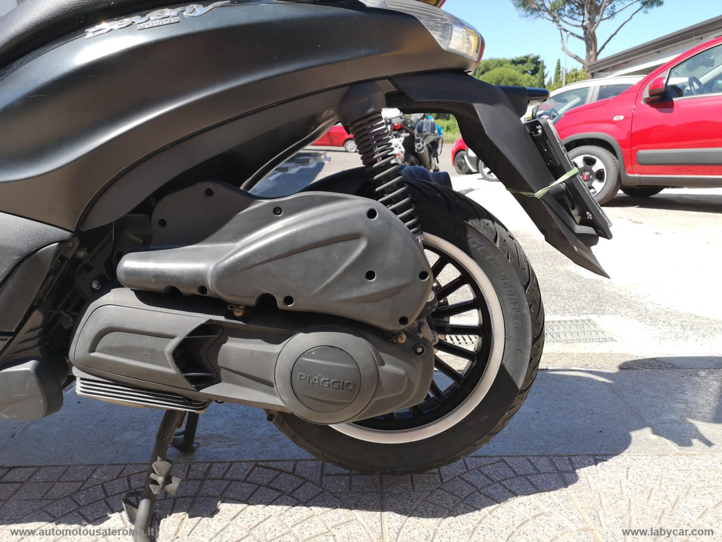 Beverly 300 I.E. POLICE ABS ASR RATE AUTO MOTO SCOOTER - immagine 14