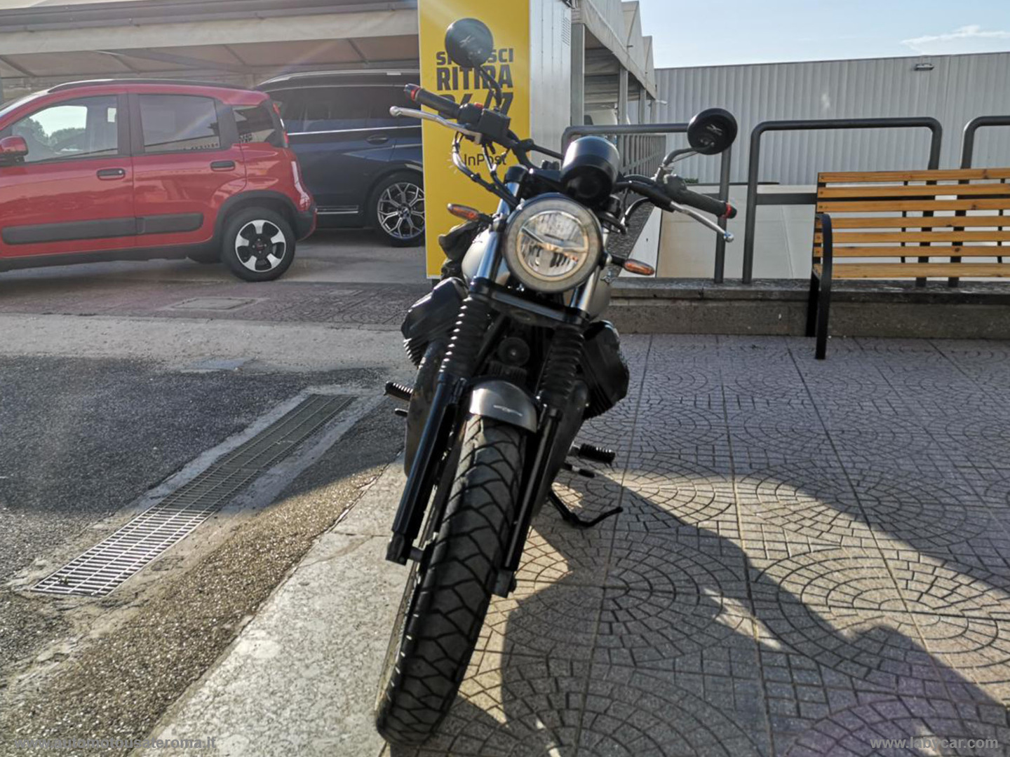 V7 III LIMITED RATE AUTO MOTO SCOOTER - immagine 14
