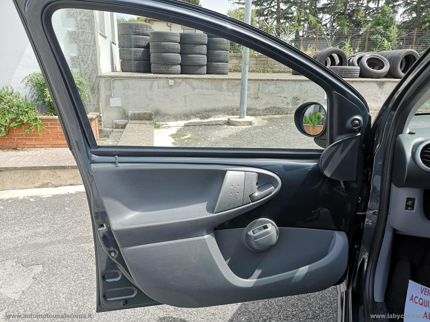 Aygo 1.0 VVT-i 5p. Sound RATE AUTO MOTO SCOOTER - immagine 14