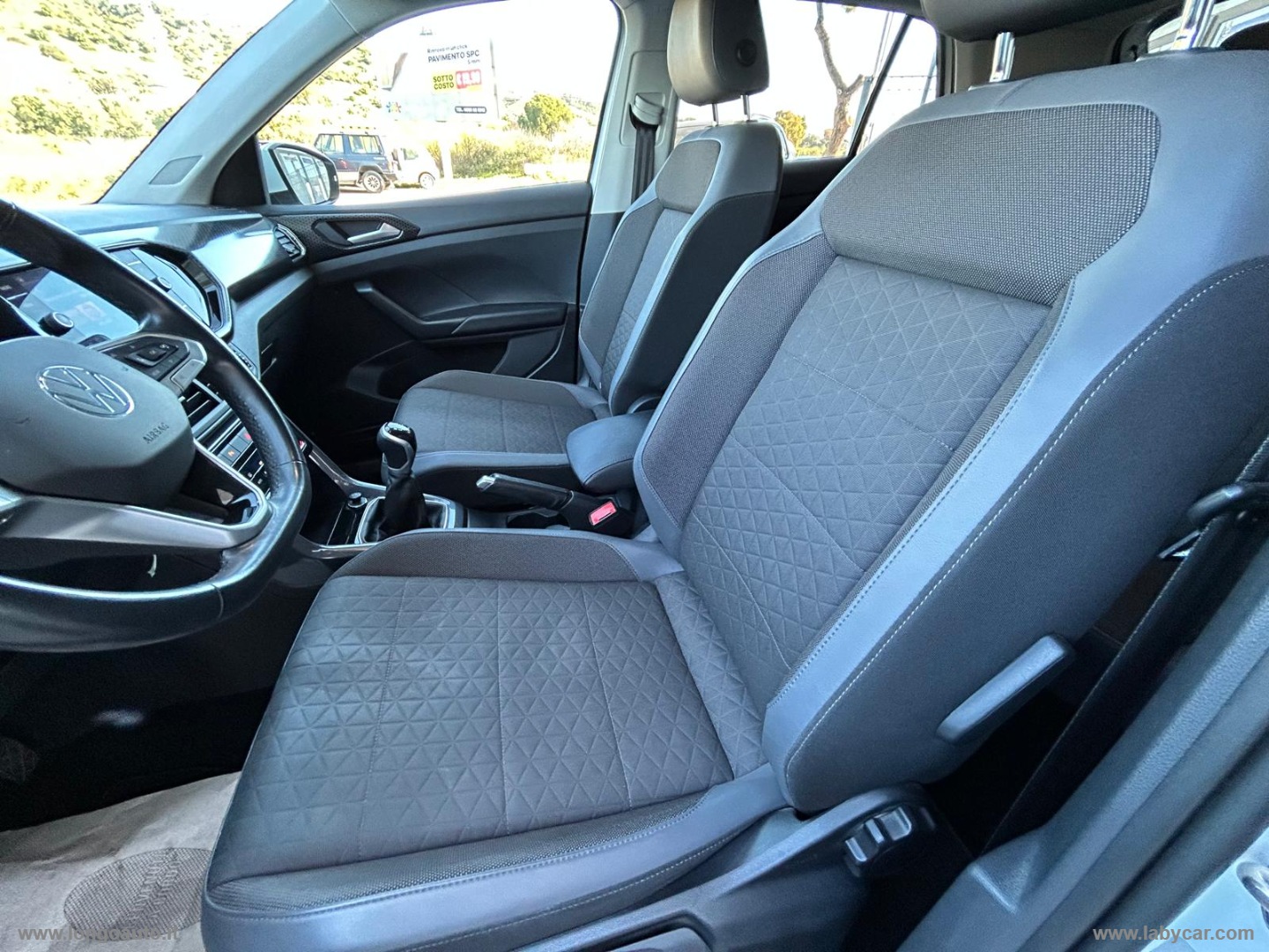 T-Cross 1.0 TSI 110 CV Style ADATTA A NEOPATENTATI - immagine 14