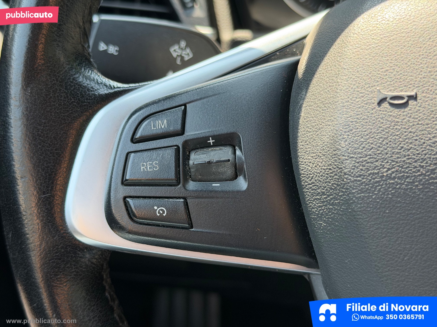 216d Active Tourer Luxury - immagine 14