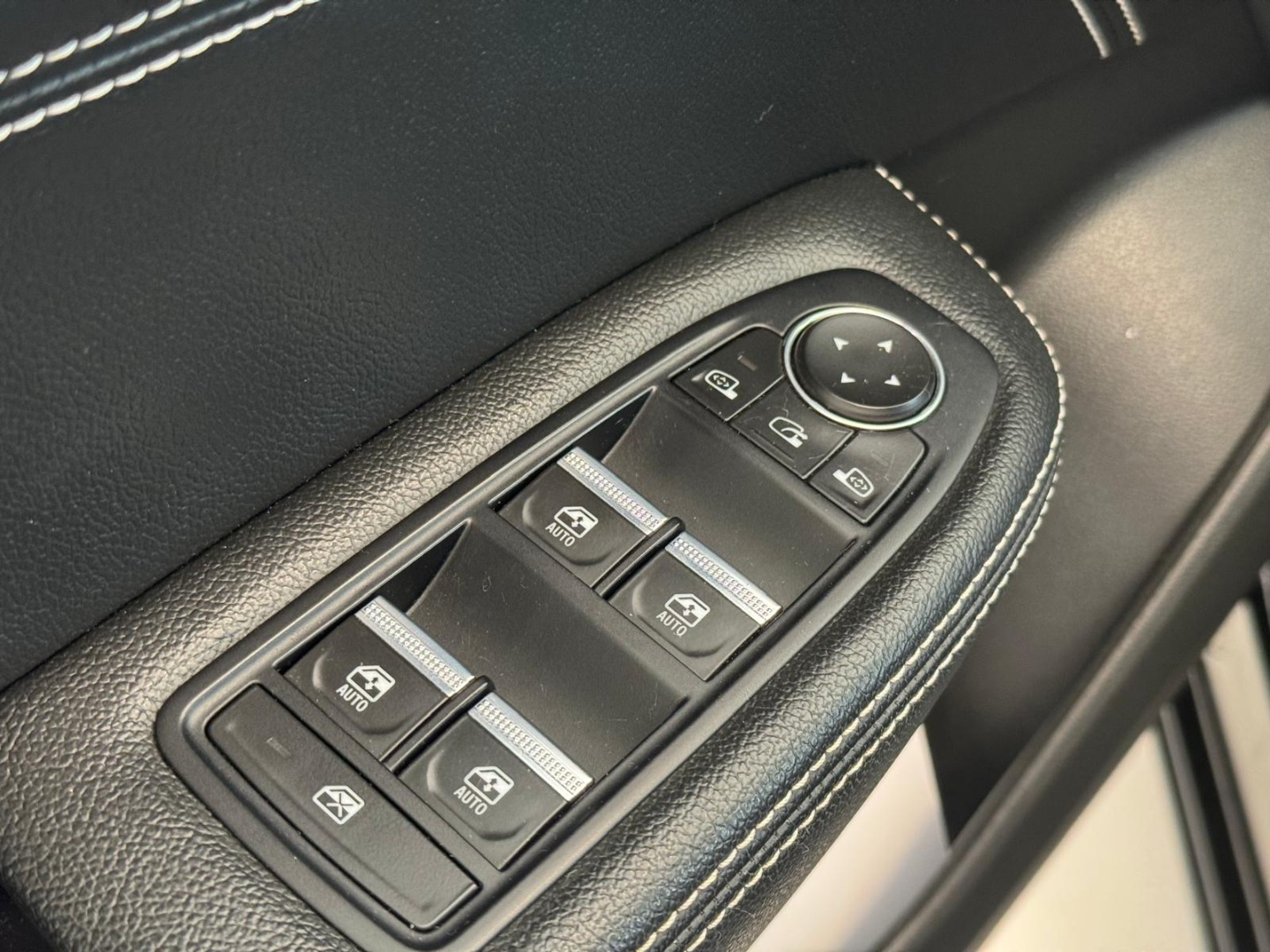 Hybrid E-TECH 145 CV R.S.Line Fast Track - immagine 14