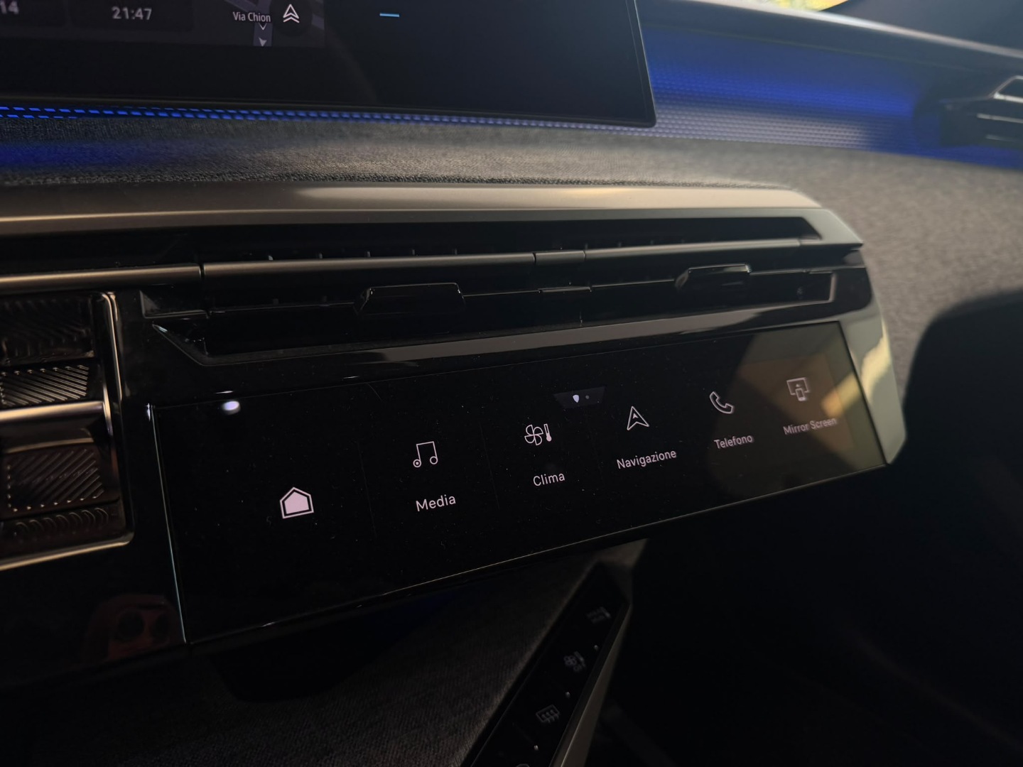 3008 Hybrid 145 e-DCS6 GT - immagine 14