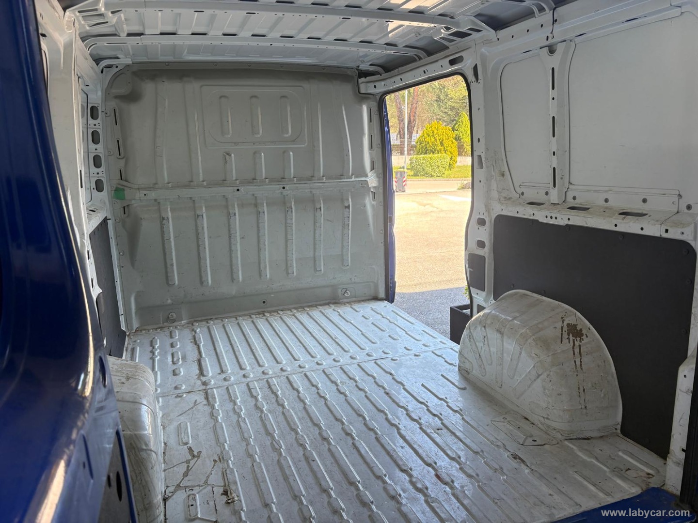 Boxer 330 BlueHDi 140 S&S PC-TN Furg. - immagine 14