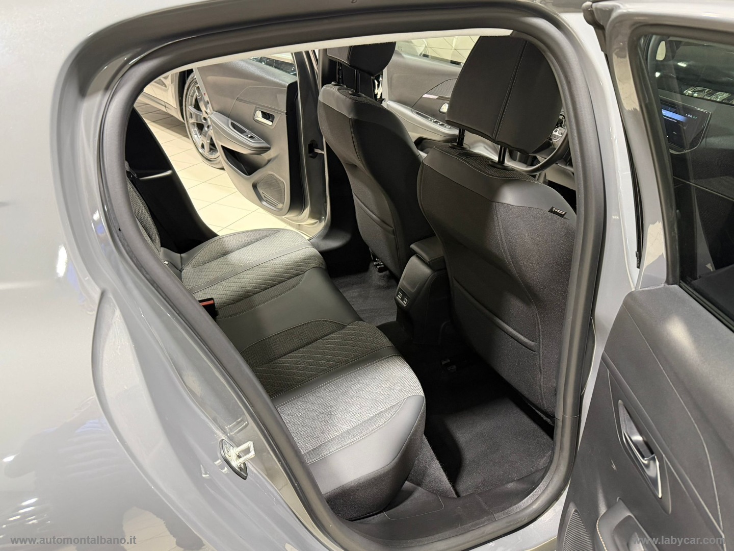 208 PureTech 100 S&S 5p. Allure - immagine 14