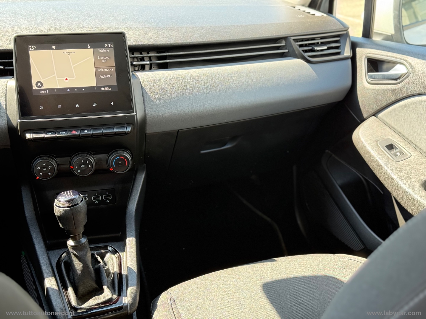 Clio Blue dCi 8V 85 CV 5p. Business - immagine 14