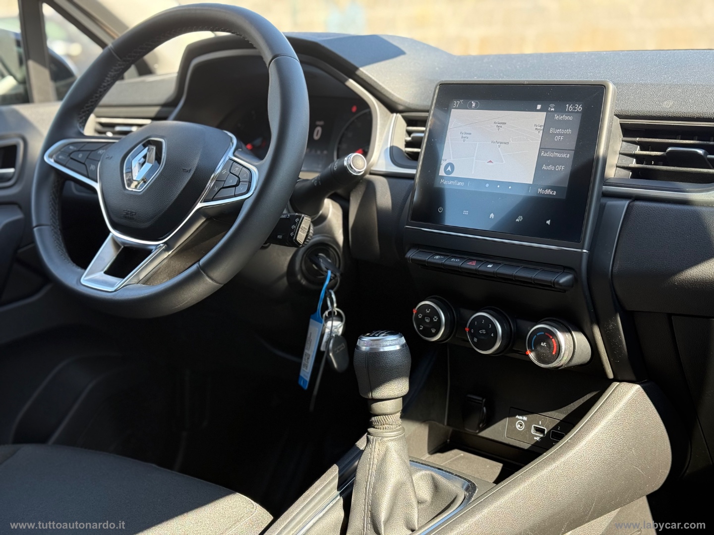 Captur TCe 12V 90 CV Business - immagine 14