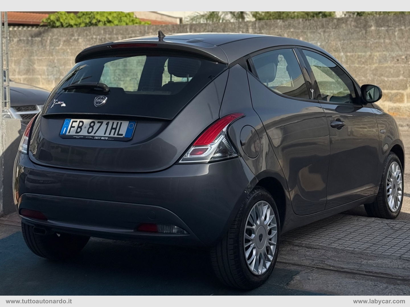 Ypsilon 1.2 69 CV 5p. Platinum - immagine 14