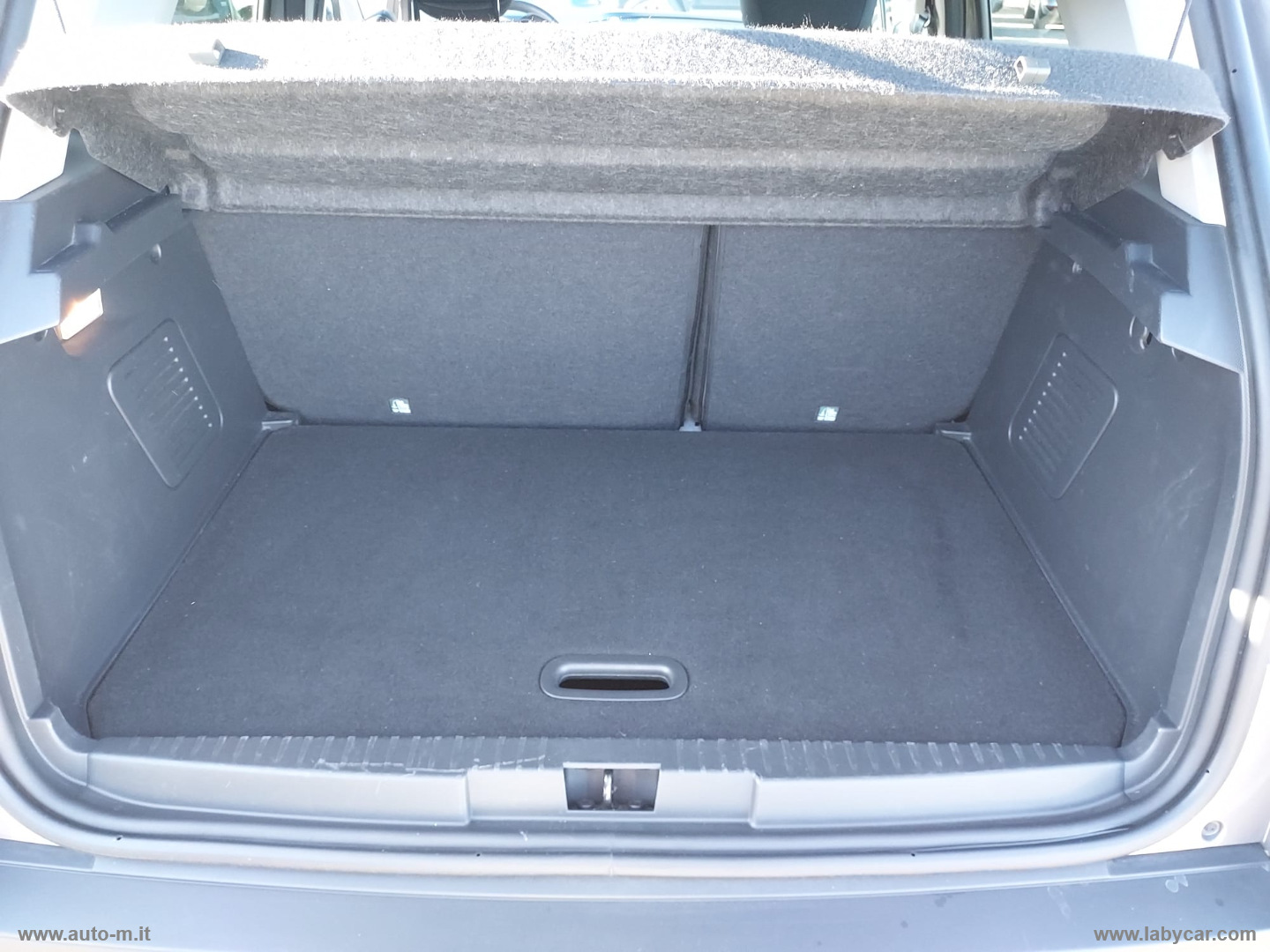 Captur 1.5 dCi 8V 90 CV S&S Ener. R-Link - immagine 14