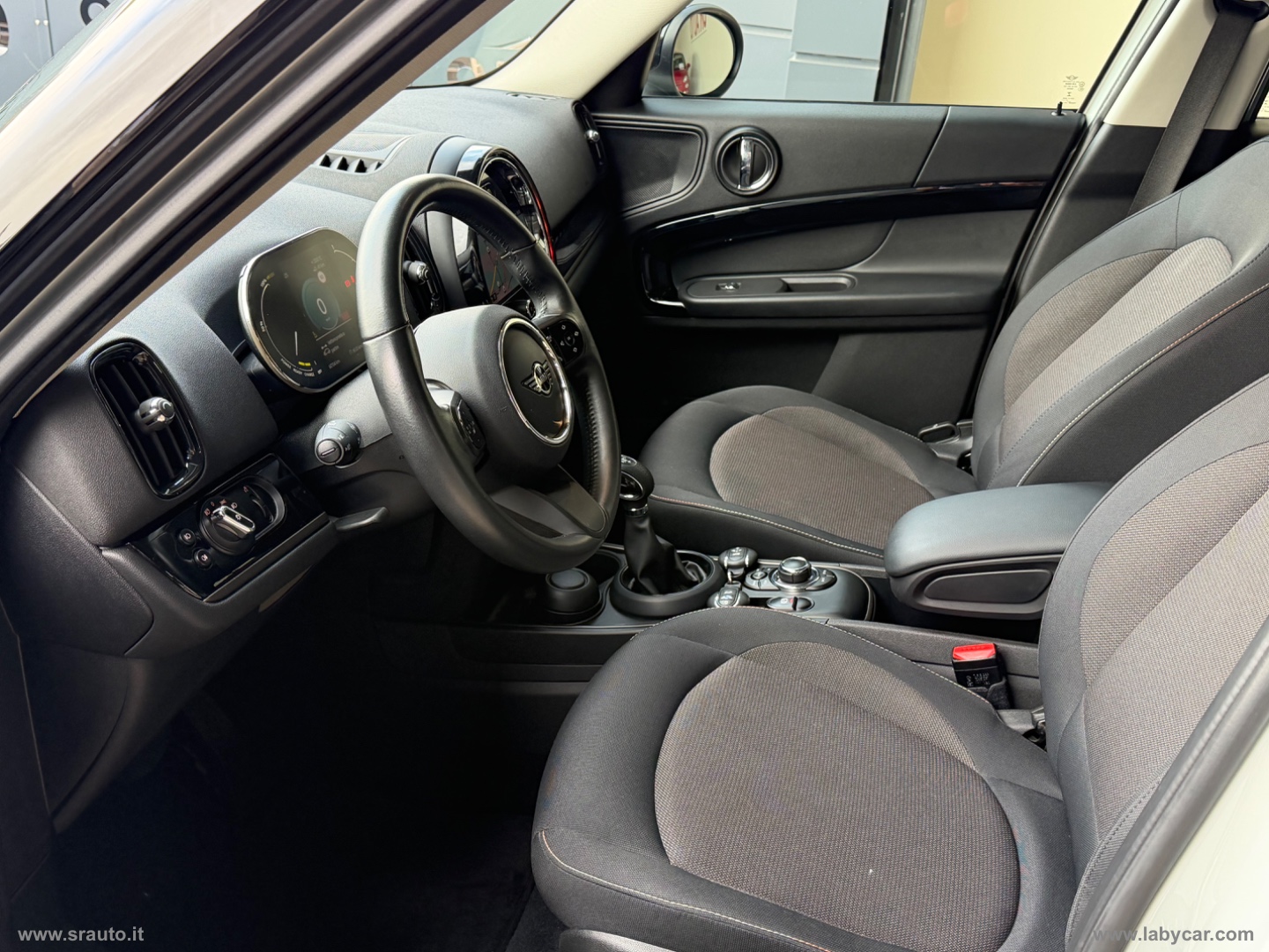 Mini Cooper SE Countryman ALL4 Aut. - immagine 14
